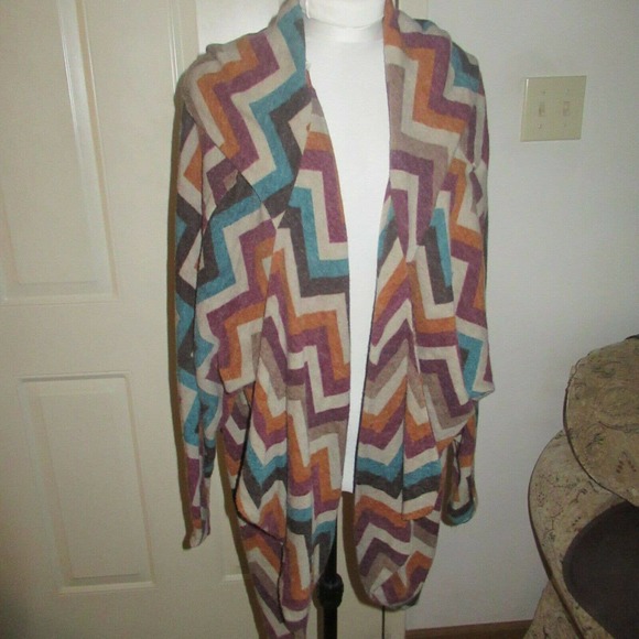 Mags & Pye Chevron Hooded Sweater JacketSize OS - Picture 1 of 4